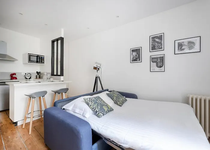 Apartman Les De Louis - *