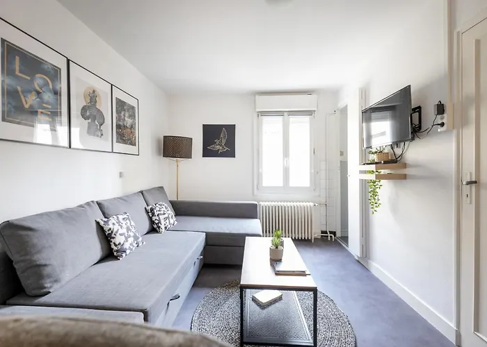 Les De Louis - Apartment *